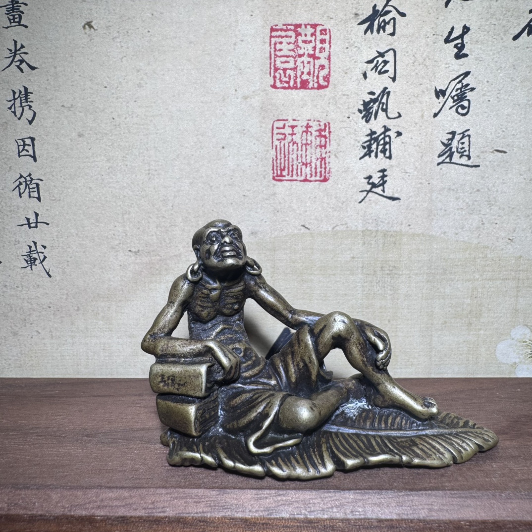 Statue miniature en laiton de  - Unique Table Accessories avis et prix