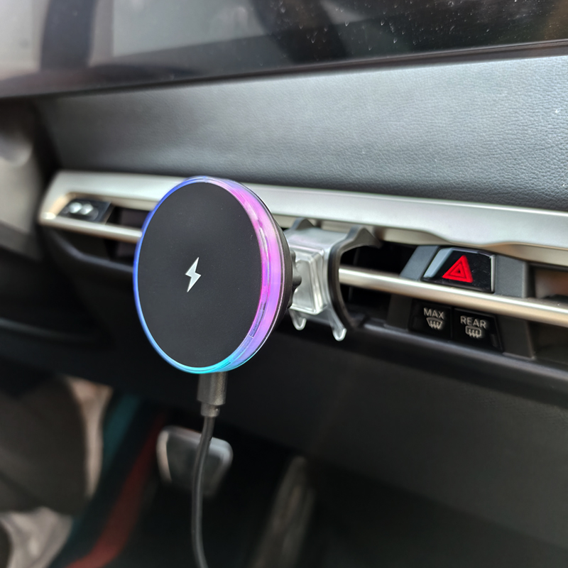 Support de chargeur magnétique - Bmw Accessories Tablet Holder avis et prix